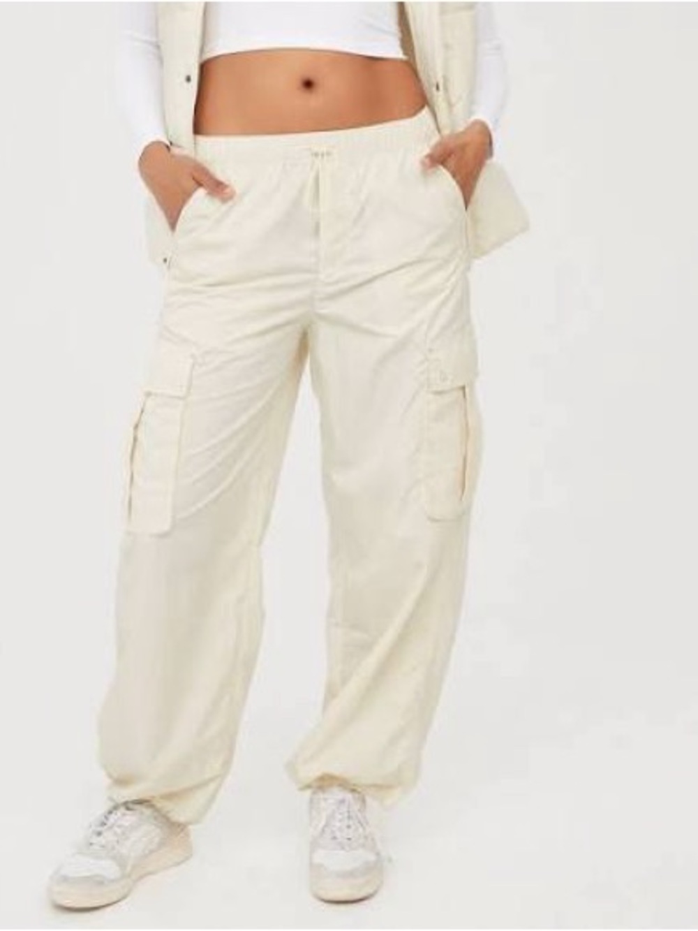 Women's Cream Cargo Jogger Pants - Casual Utility Style